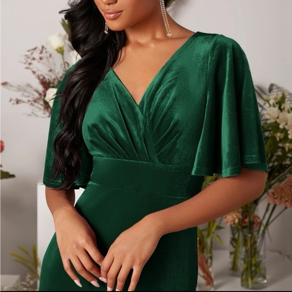 SHEIN | Dresses | Emerald Green Velvet Dress | Poshmark
